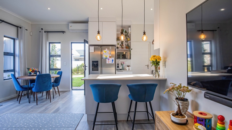 3 Bedroom Property for Sale in Burgundy Estate Western Cape